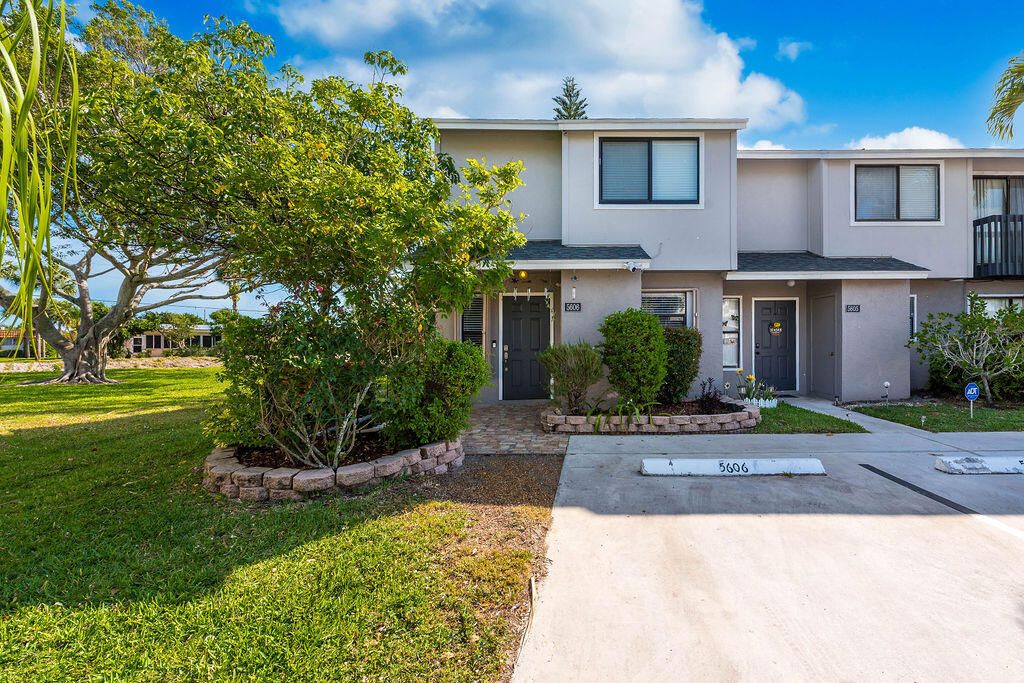 Photo of 5606 Channel Drive, Lake Worth, FL 33463 (MLS # R11085149)