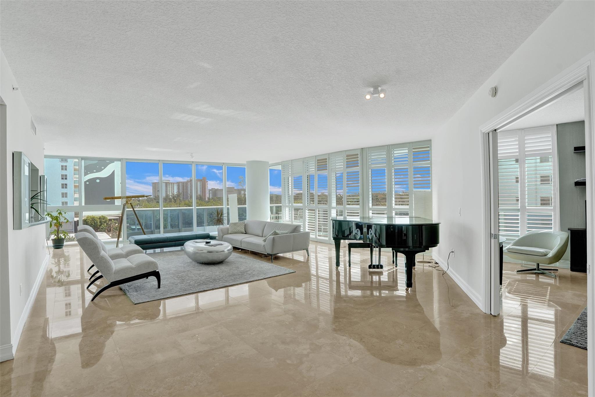 715 Bayshore Dr 504