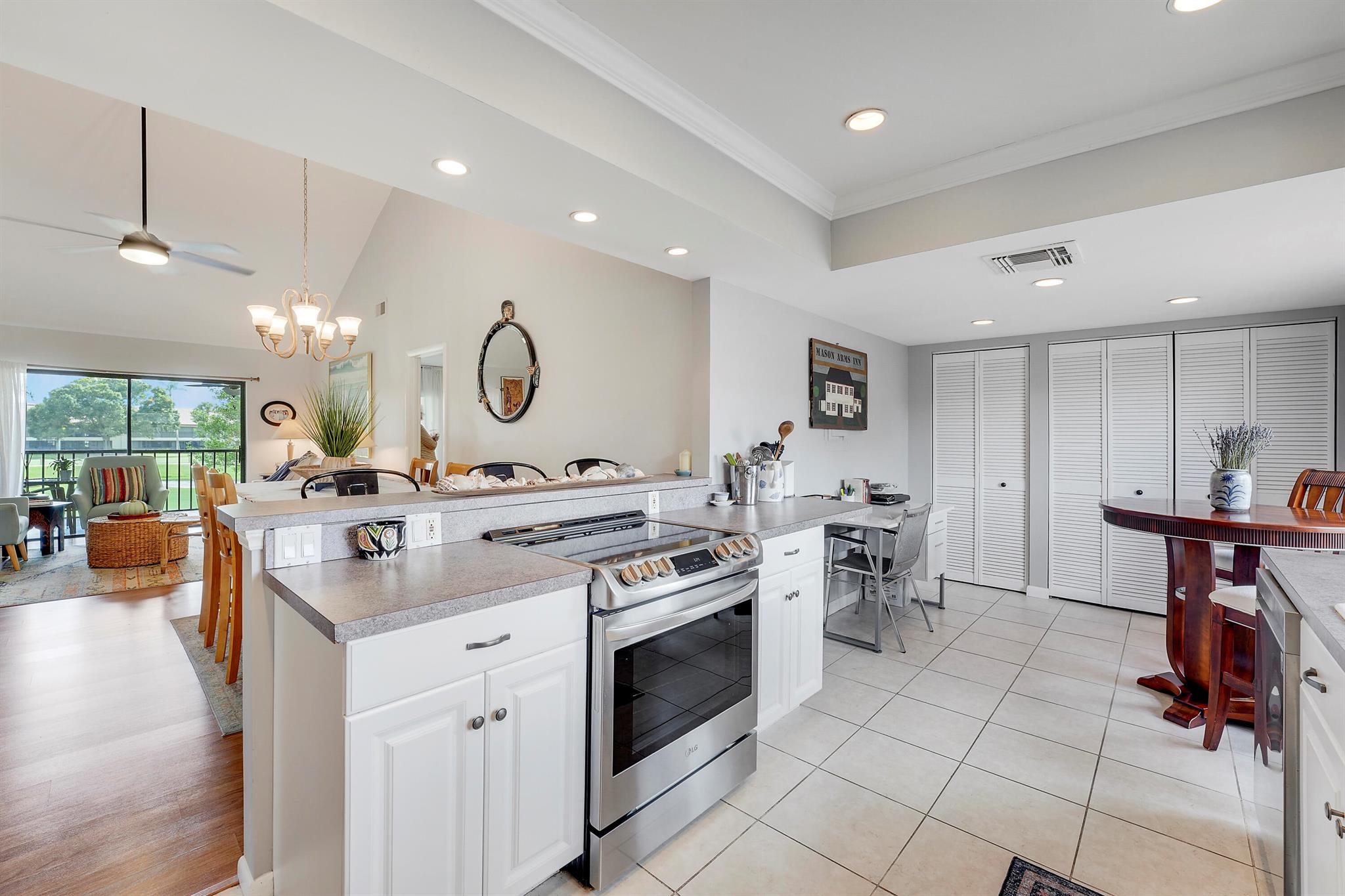WINGFOOT CONDO - Residential