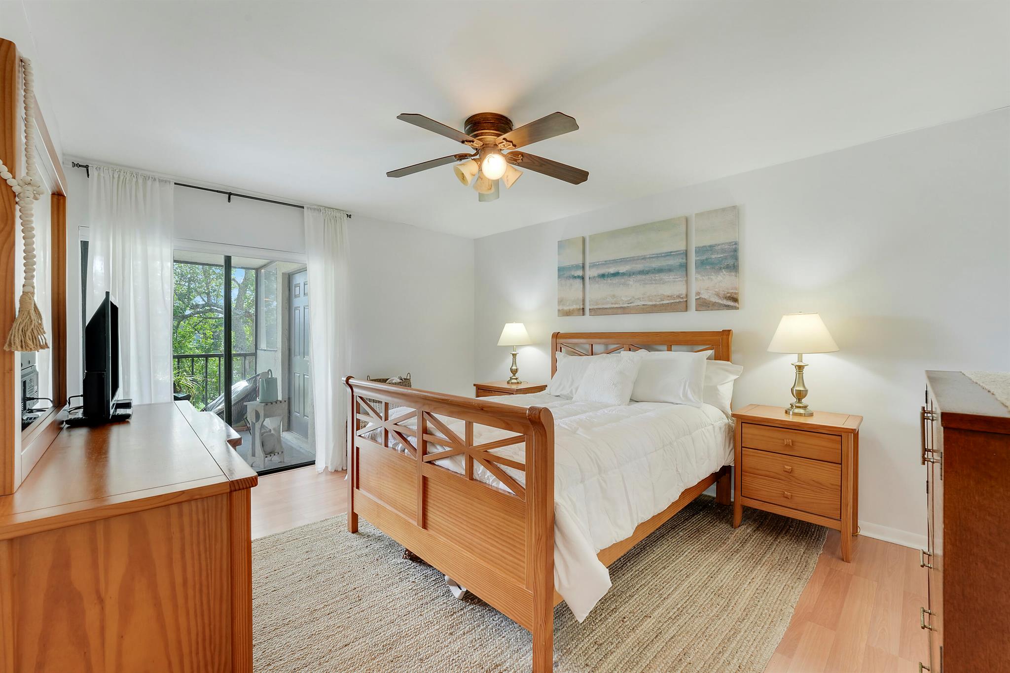 WINGFOOT CONDO - Residential