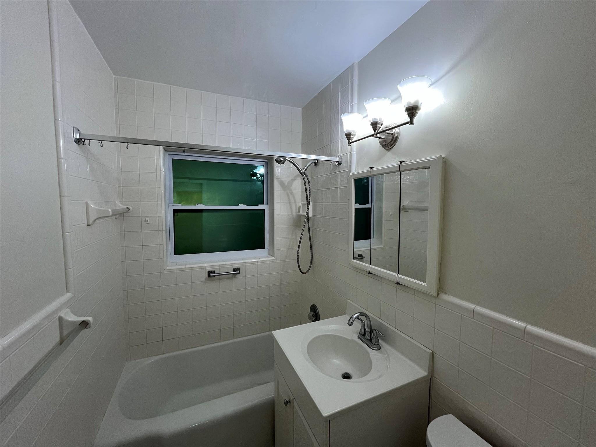 Progresso 2-18 D - Residential Lease