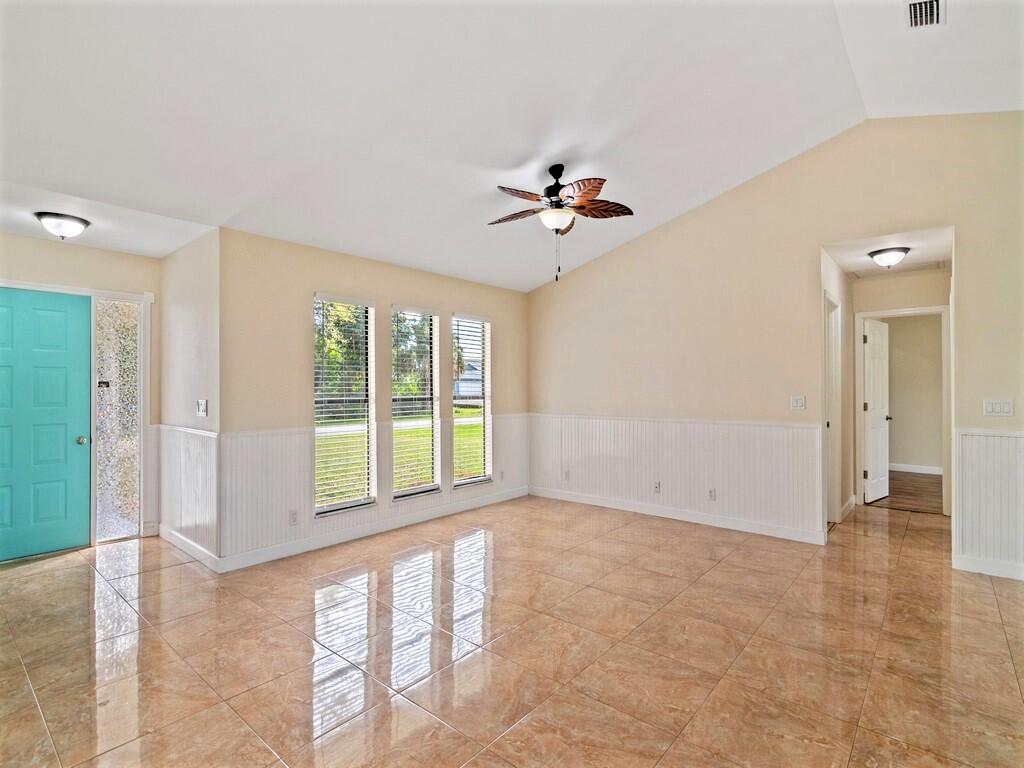 PORT ST LUCIE SECTION 13 - Residential Lease