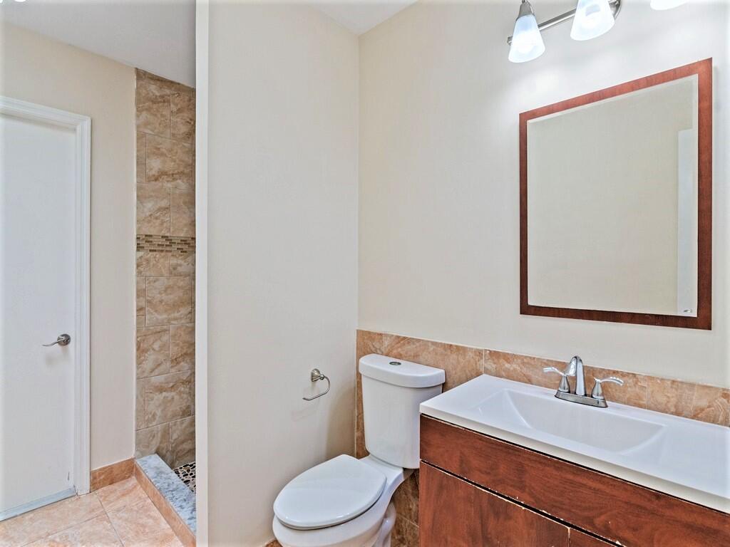 PORT ST LUCIE SECTION 13 - Residential Lease