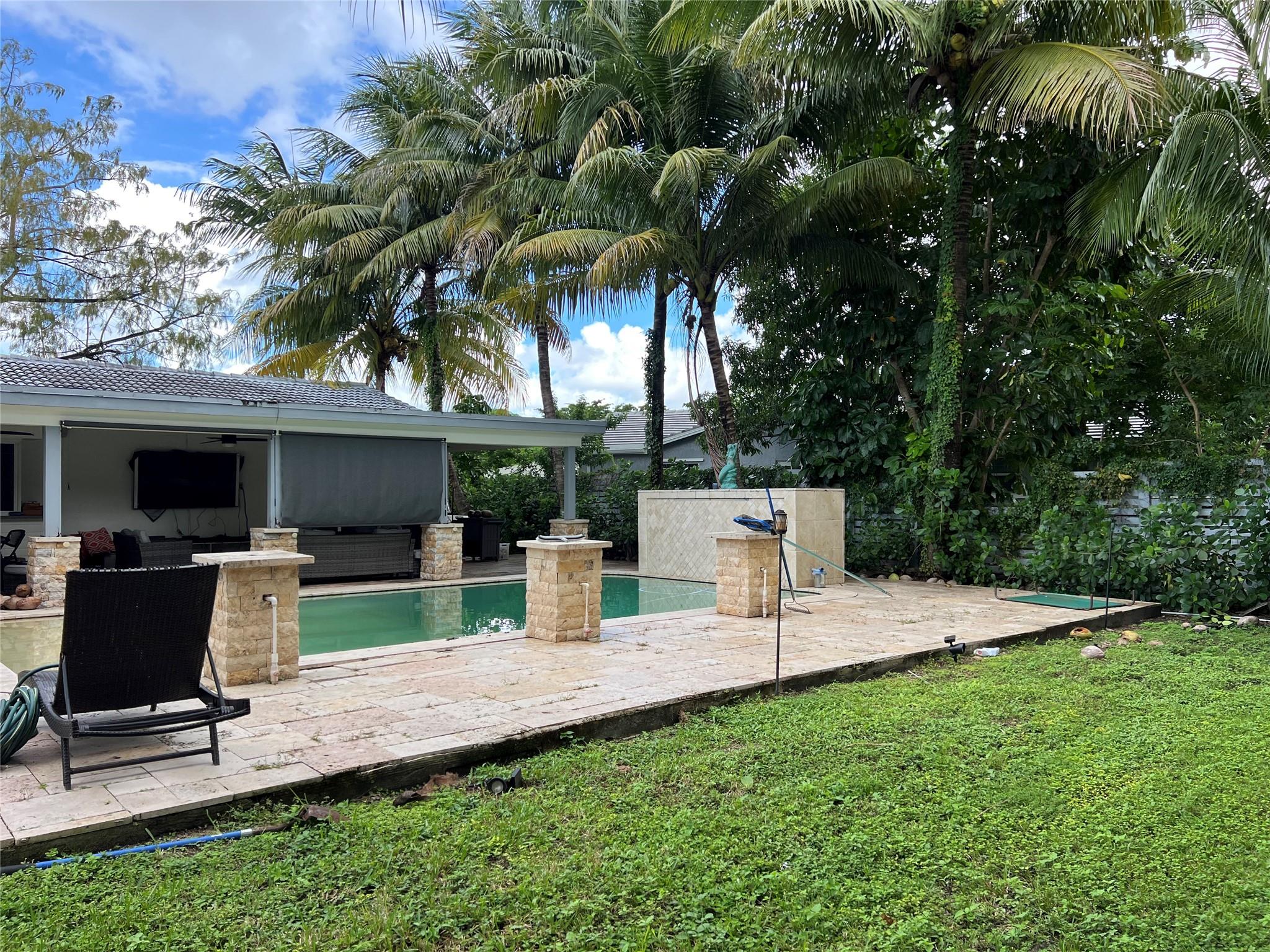 FOREST HILLS SOUTH - Residential