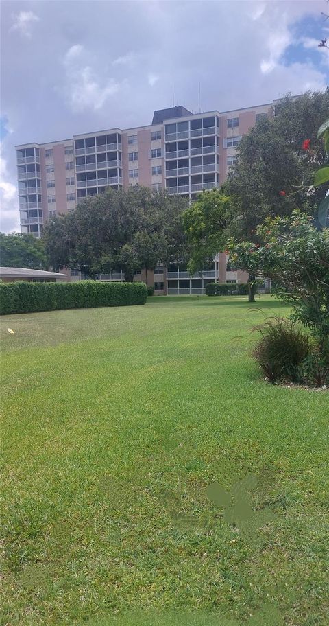 Tiny photo for 3475 Broken Woods Drive #101, Coral Springs, FL 33065 (MLS # F10507574)