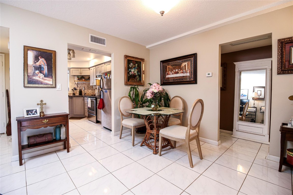 BRIARWOOD CLUB - Residential