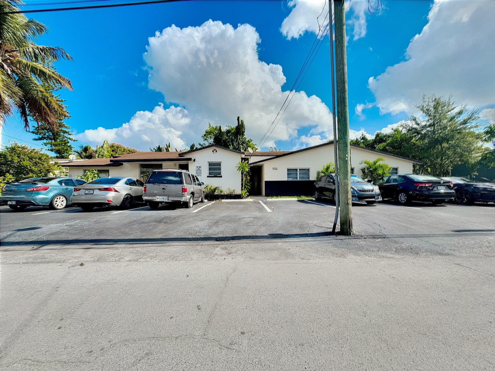 1124 NE 5th Ave