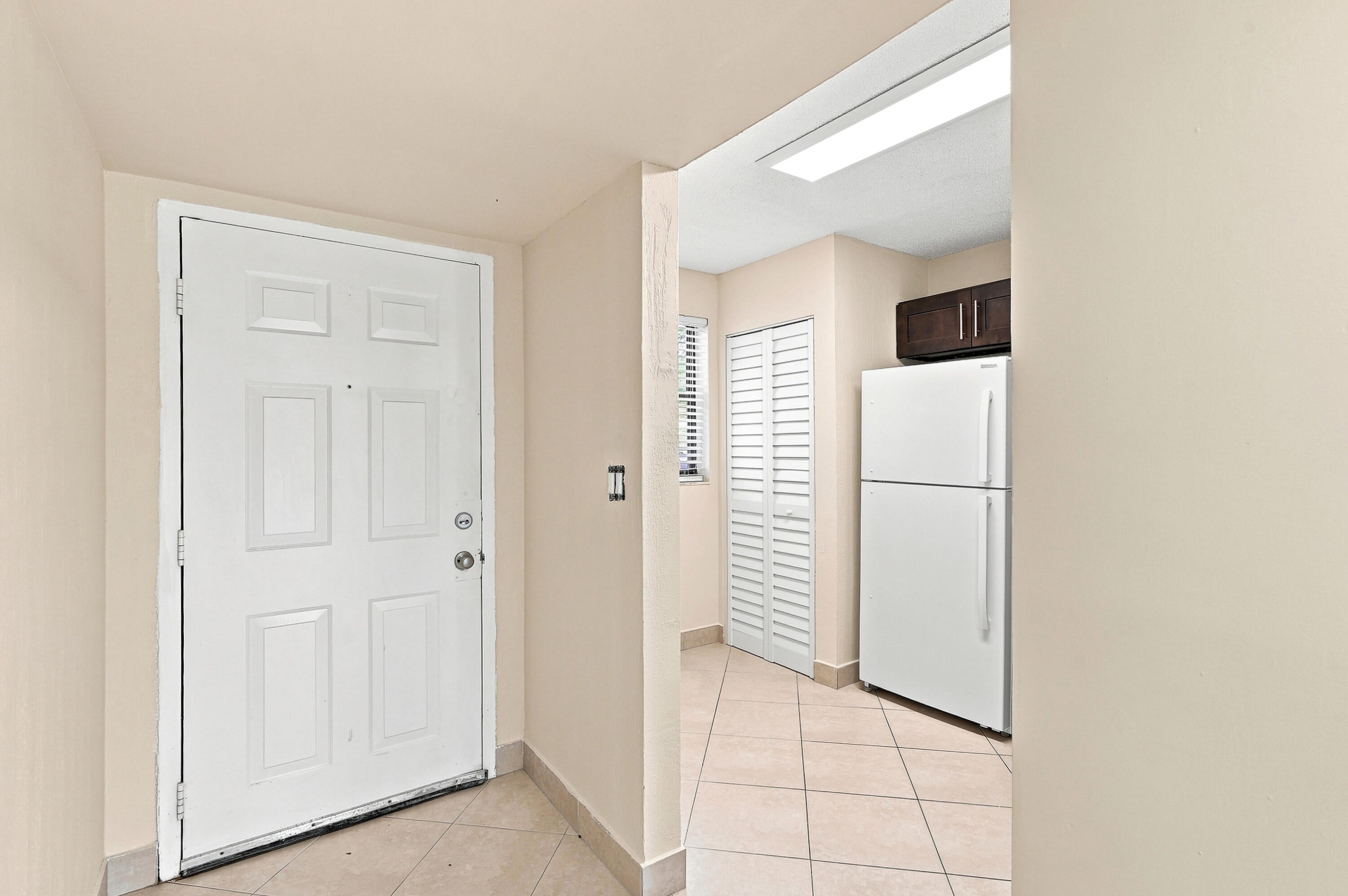 9938 NOB HILL Lane 9938