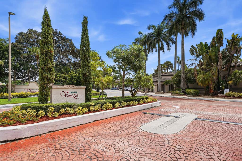 Photo of 9938 NOB HILL Lane #9938, Sunrise, FL 33351 (MLS # B26057866)