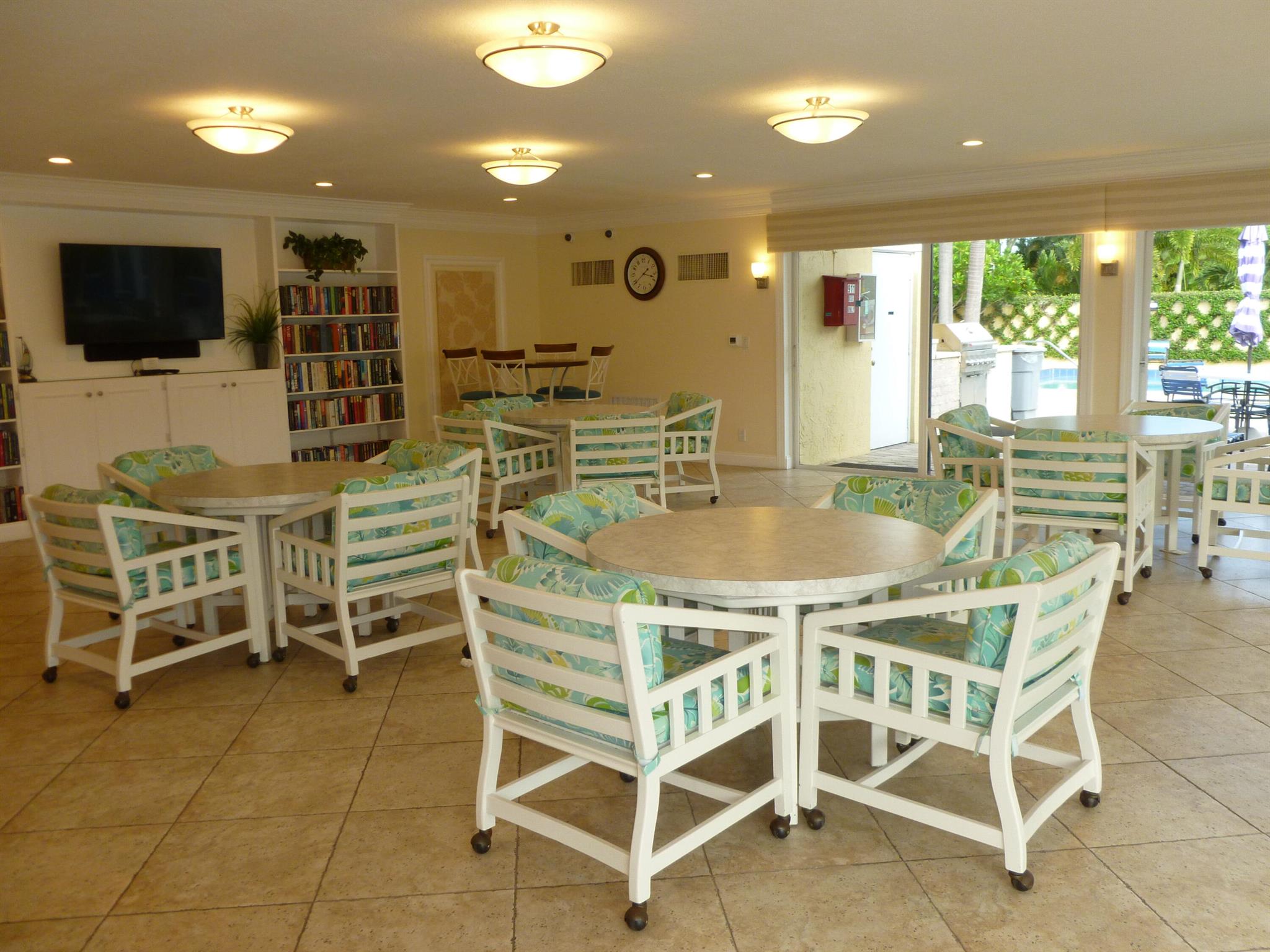 TURTLE CREEK APARTMENT BU - Residential Lease