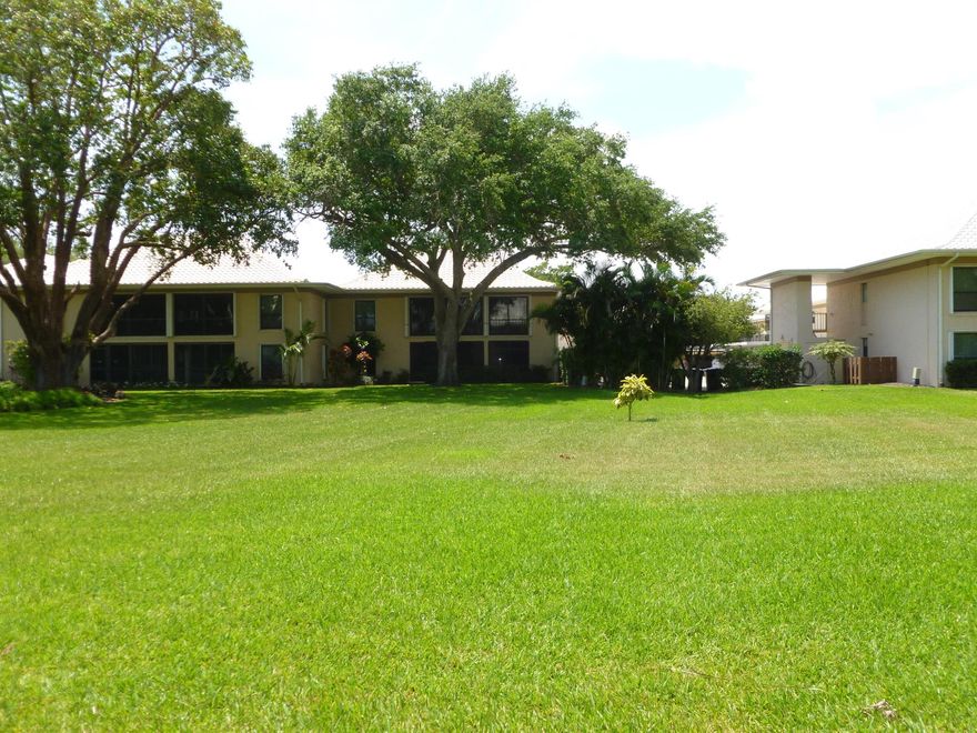 NON SMOKERS ONLY.  Three month minimum otherwise owner is flexible as to lease term. This ground floor, fully furnished apartment is ready to move in to.  Light and bright with an open garden view.  A short golf cart ride to Turtle Creek or Tequesta Country Clubs.  A lovely community club house available for private use upon reservation.  Stop by and use the outdoor grill. A short ride to a variety of restaurants and entertainment along with pristine beaches.  The owner would consider an unfurnished long term option. Third bedroom/den has a pull out twin couch.