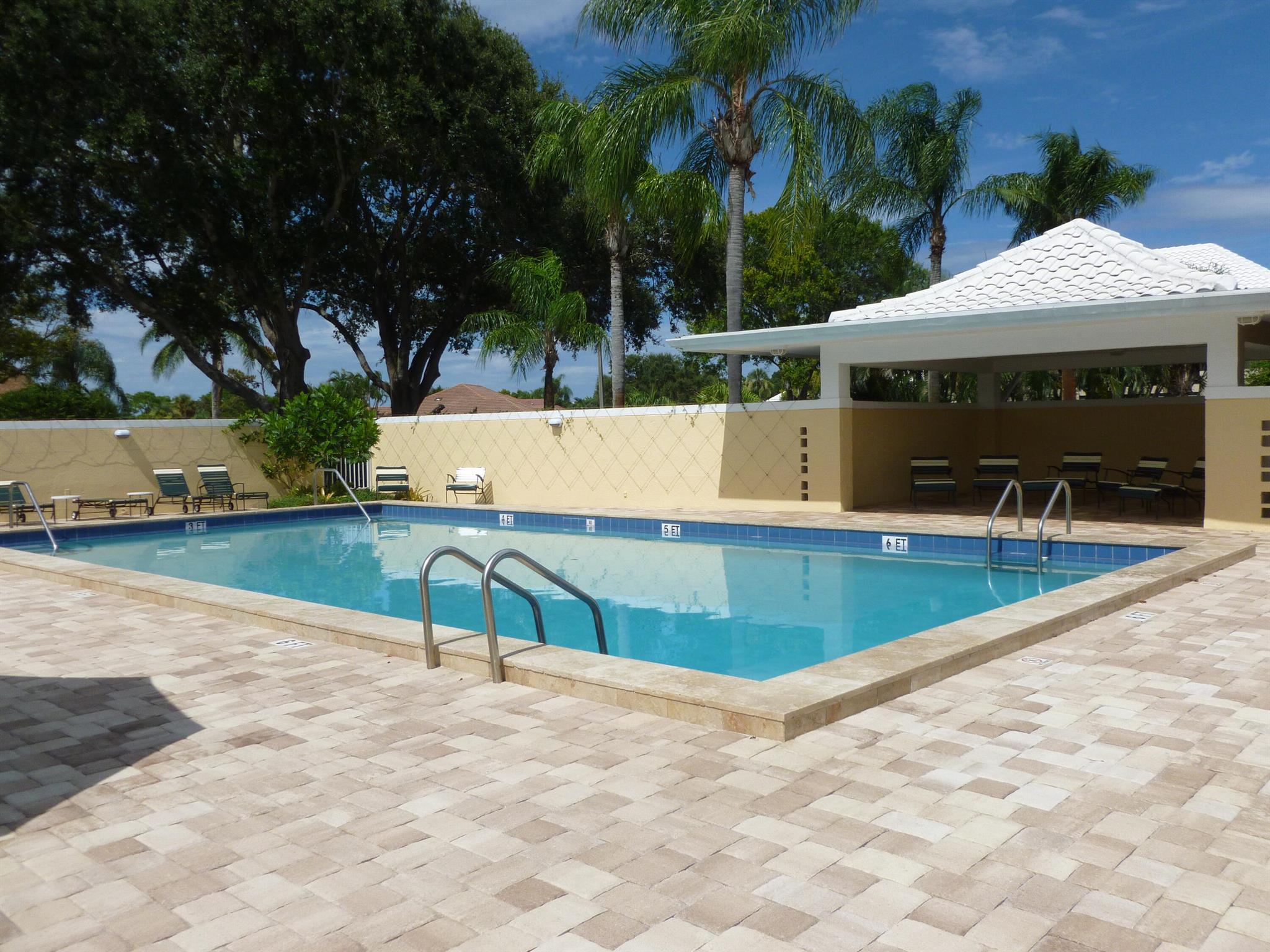 TURTLE CREEK APARTMENT BU - Residential Lease