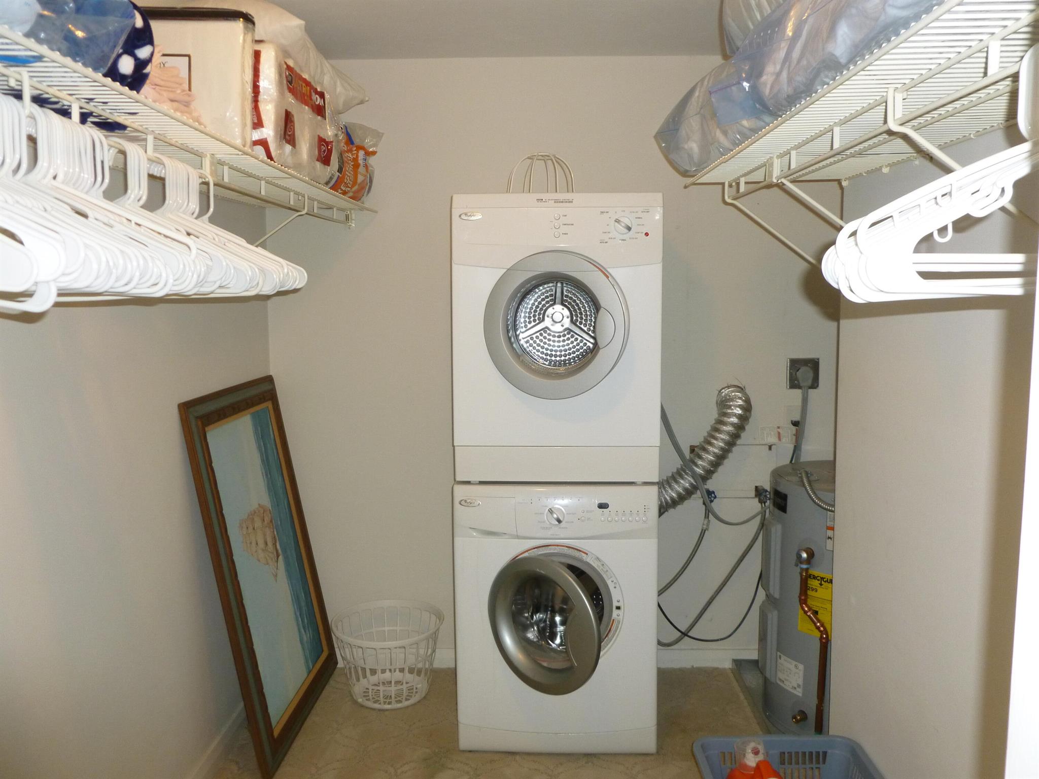 TURTLE CREEK APARTMENT BU - Residential Lease