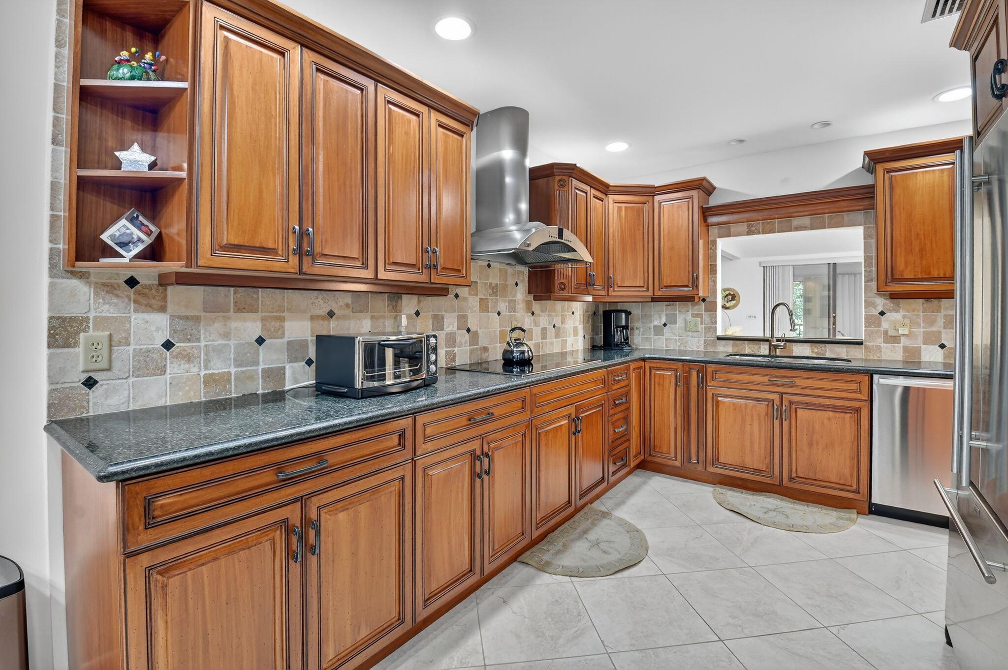 EASTGATE II AT HUNTERS RU - Residential