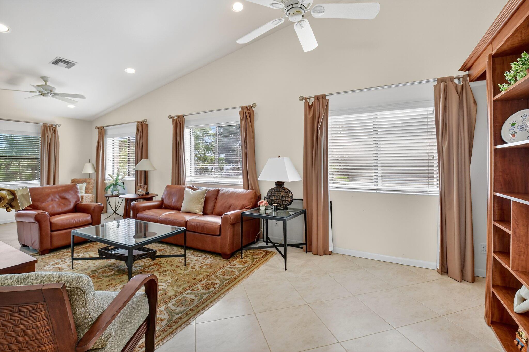 EASTGATE II AT HUNTERS RU - Residential