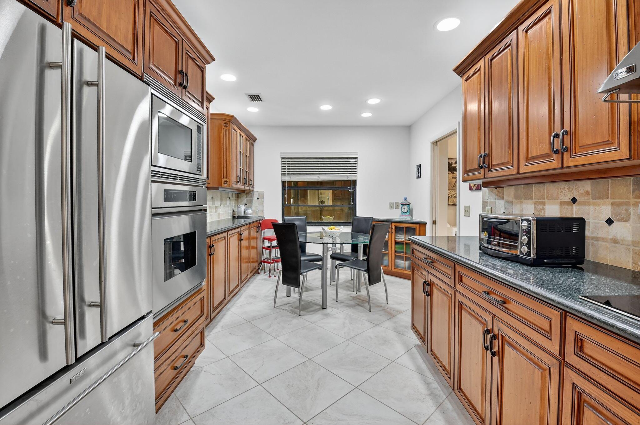 EASTGATE II AT HUNTERS RU - Residential