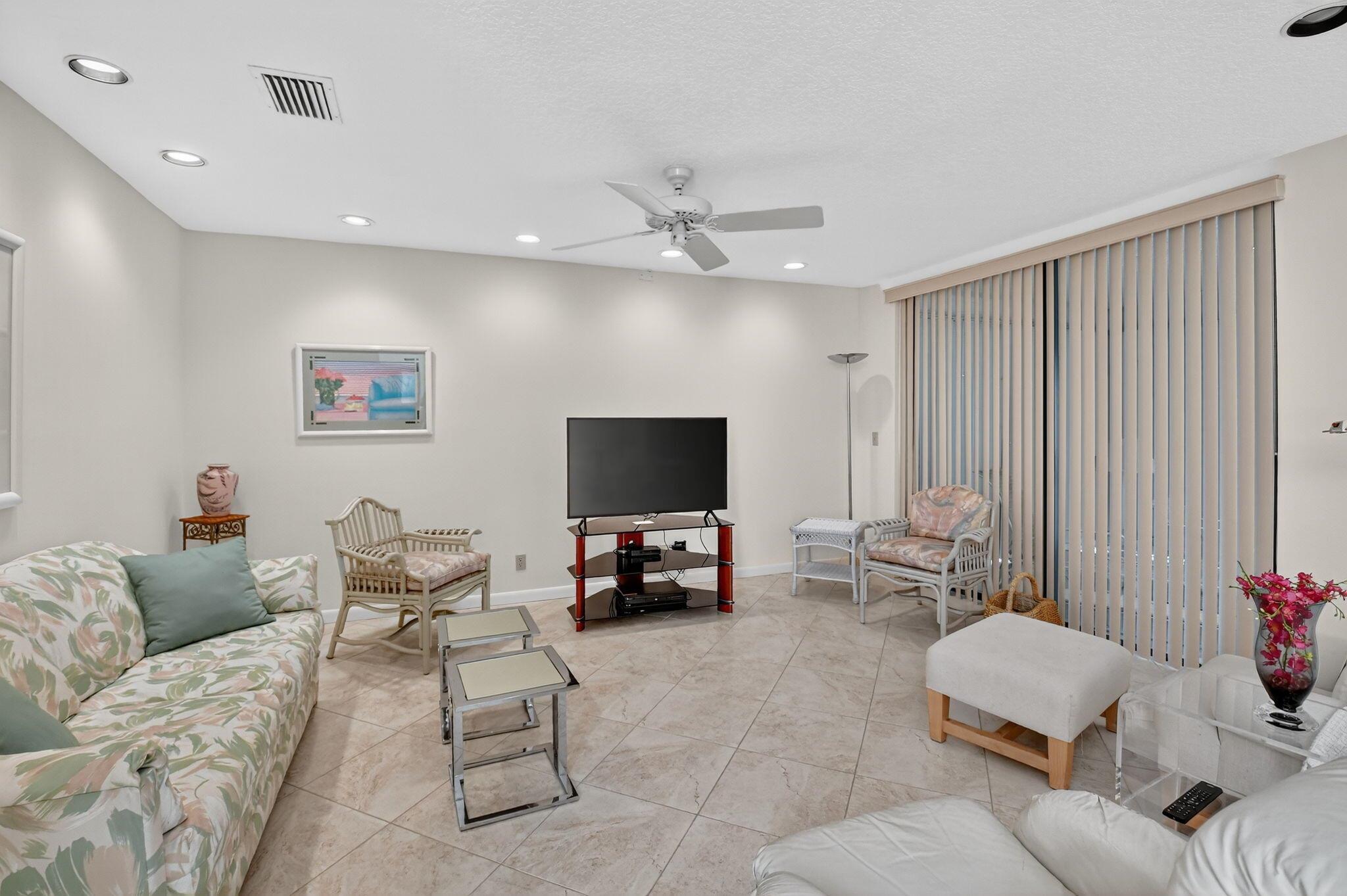 EASTGATE II AT HUNTERS RU - Residential
