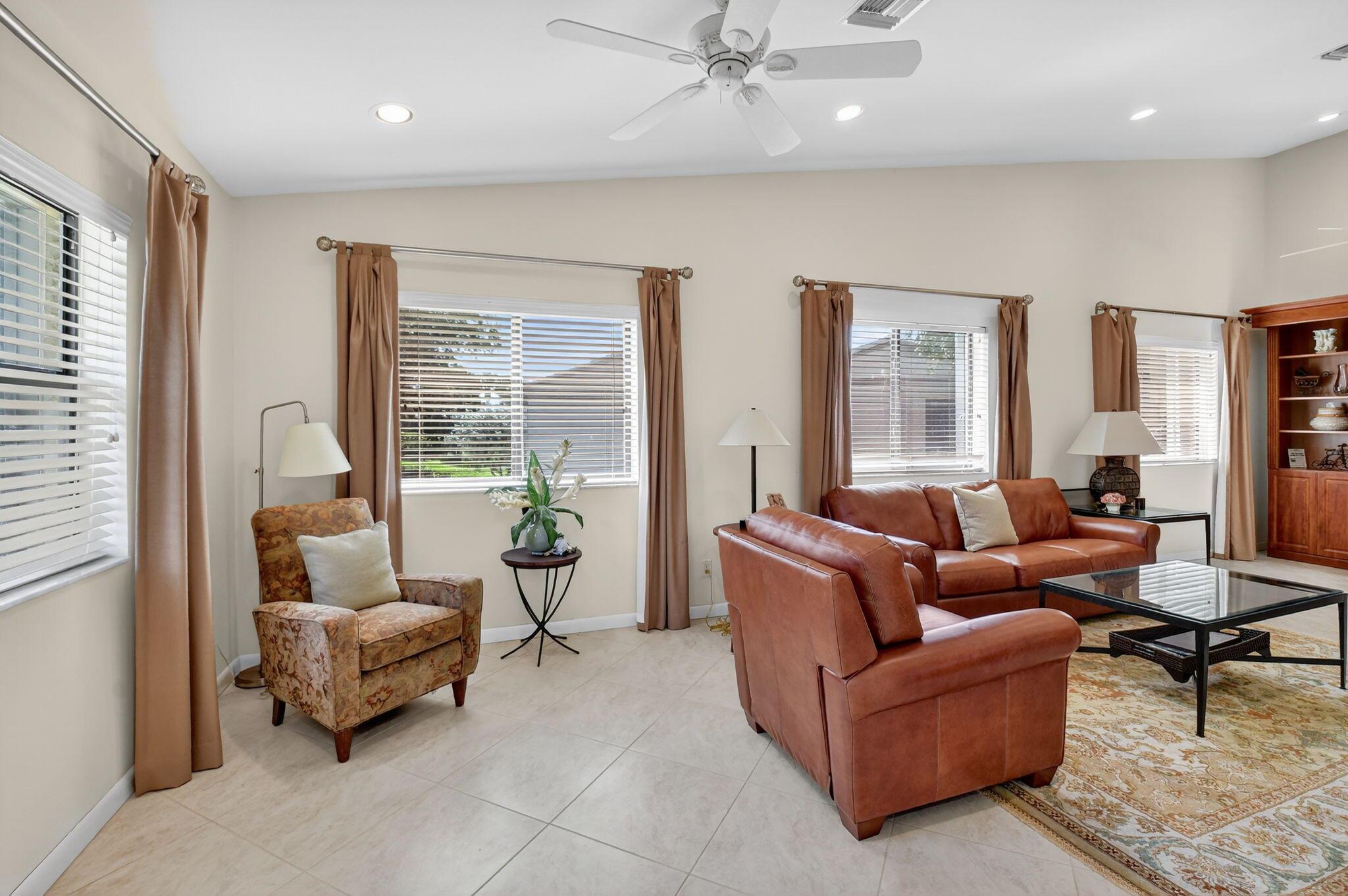 EASTGATE II AT HUNTERS RU - Residential