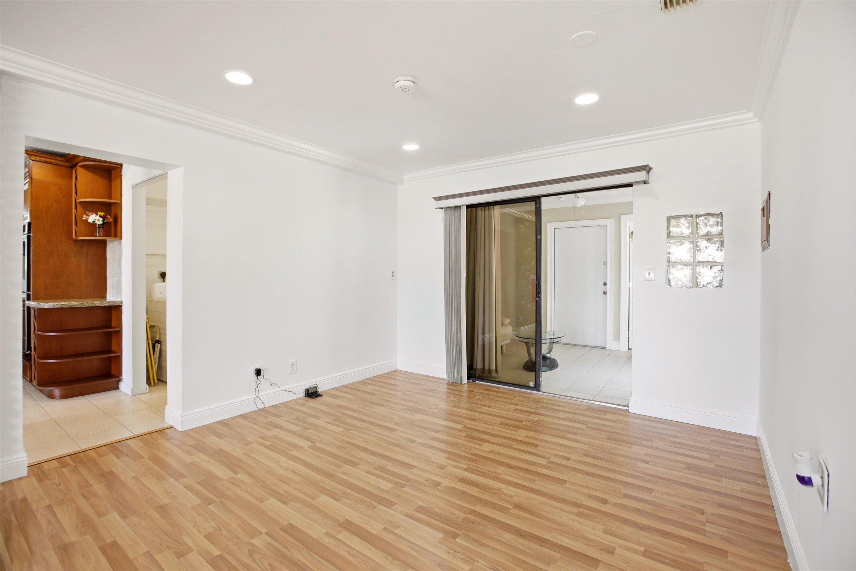 GOLFVIEW HEIGHTS 8 - Residential