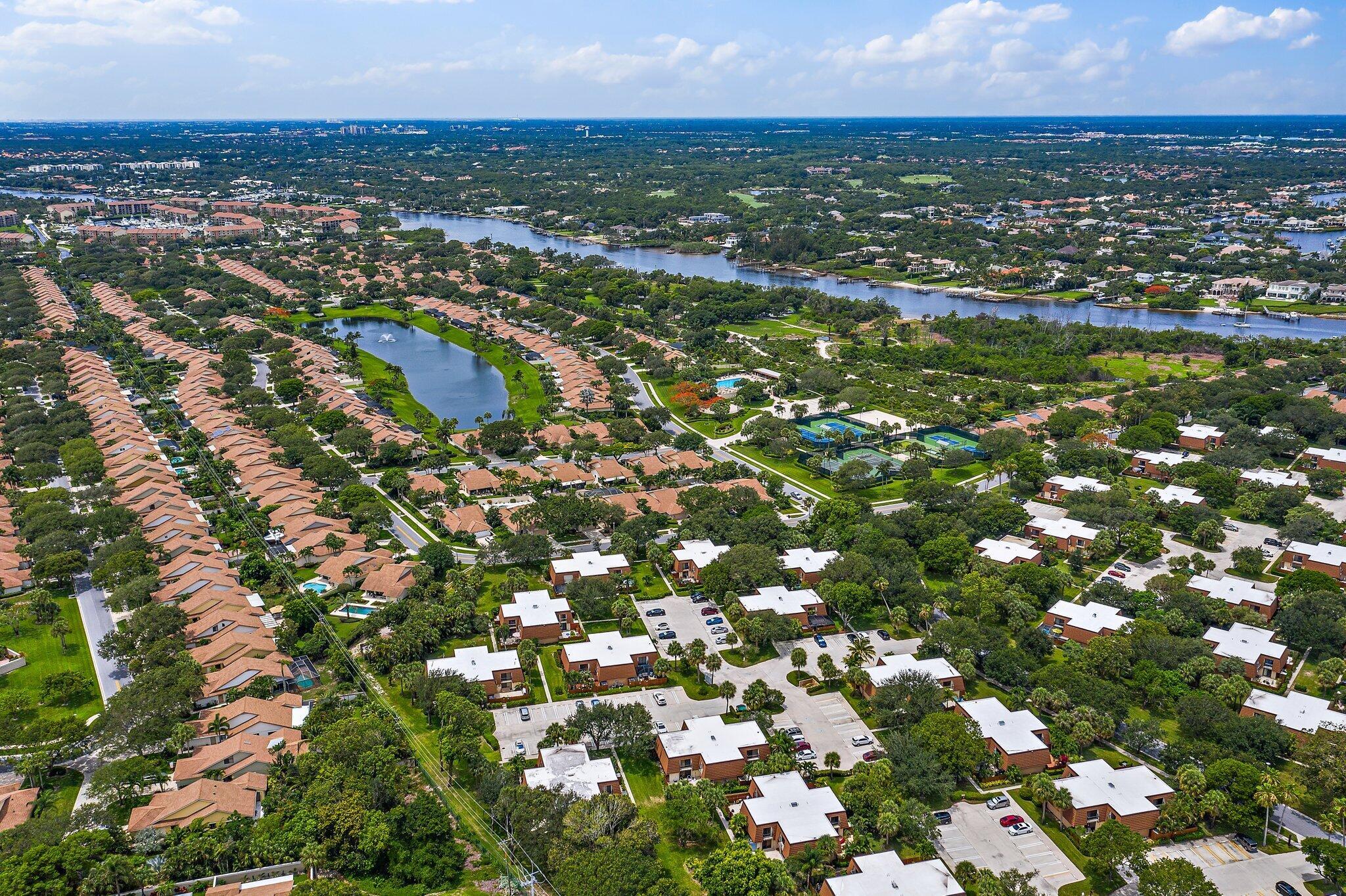 RIVER - Residential Lease