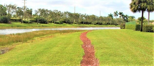 GREEN CAY VILLAGE CONDOMINIUM - Residential