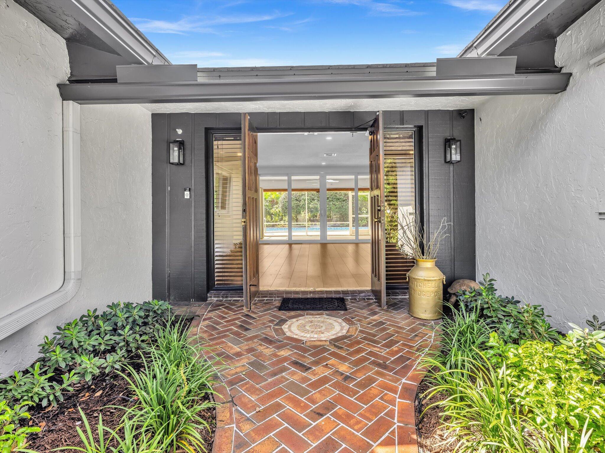 3264 Lakeview Drive
