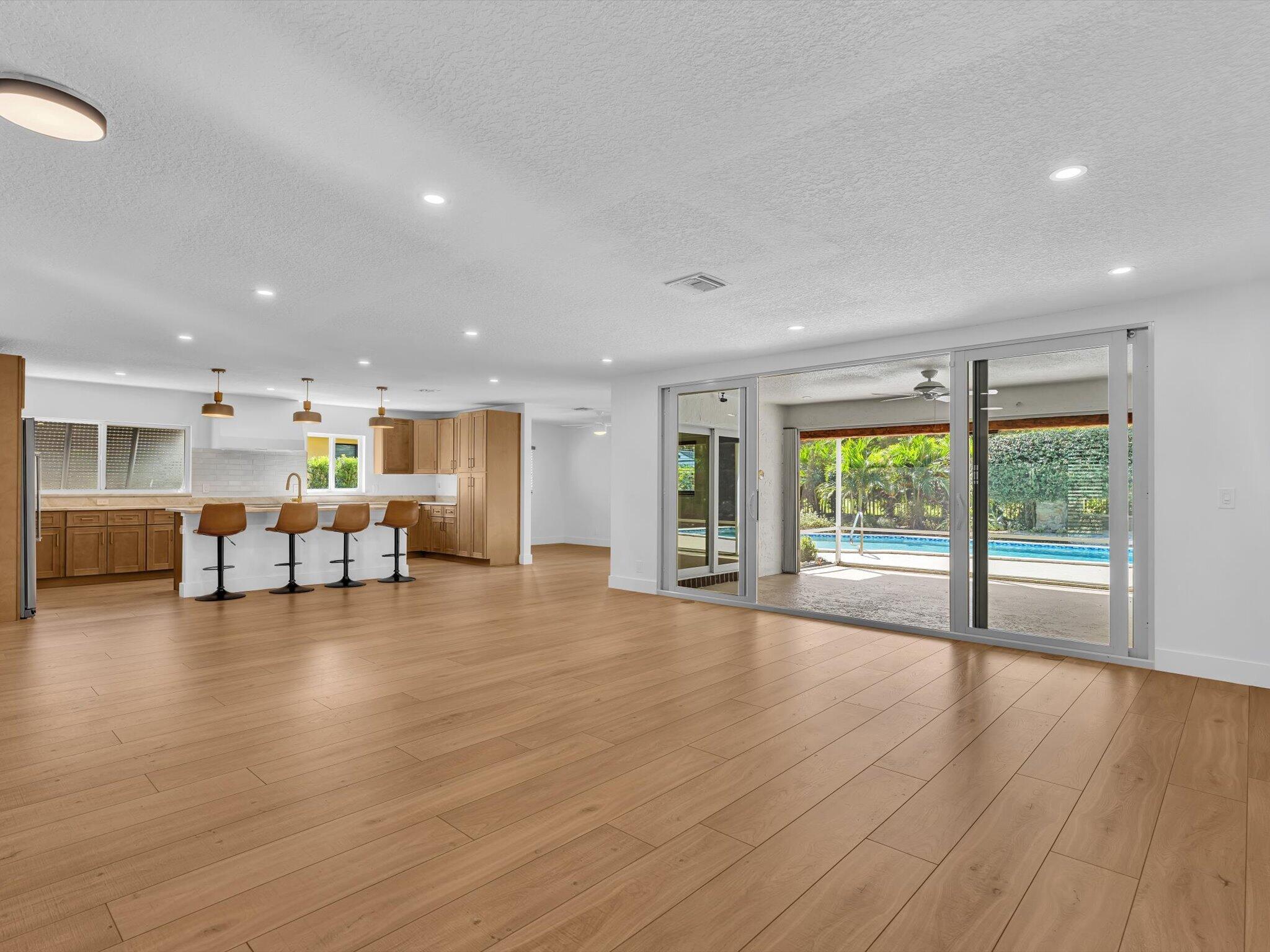 3264 Lakeview Drive
