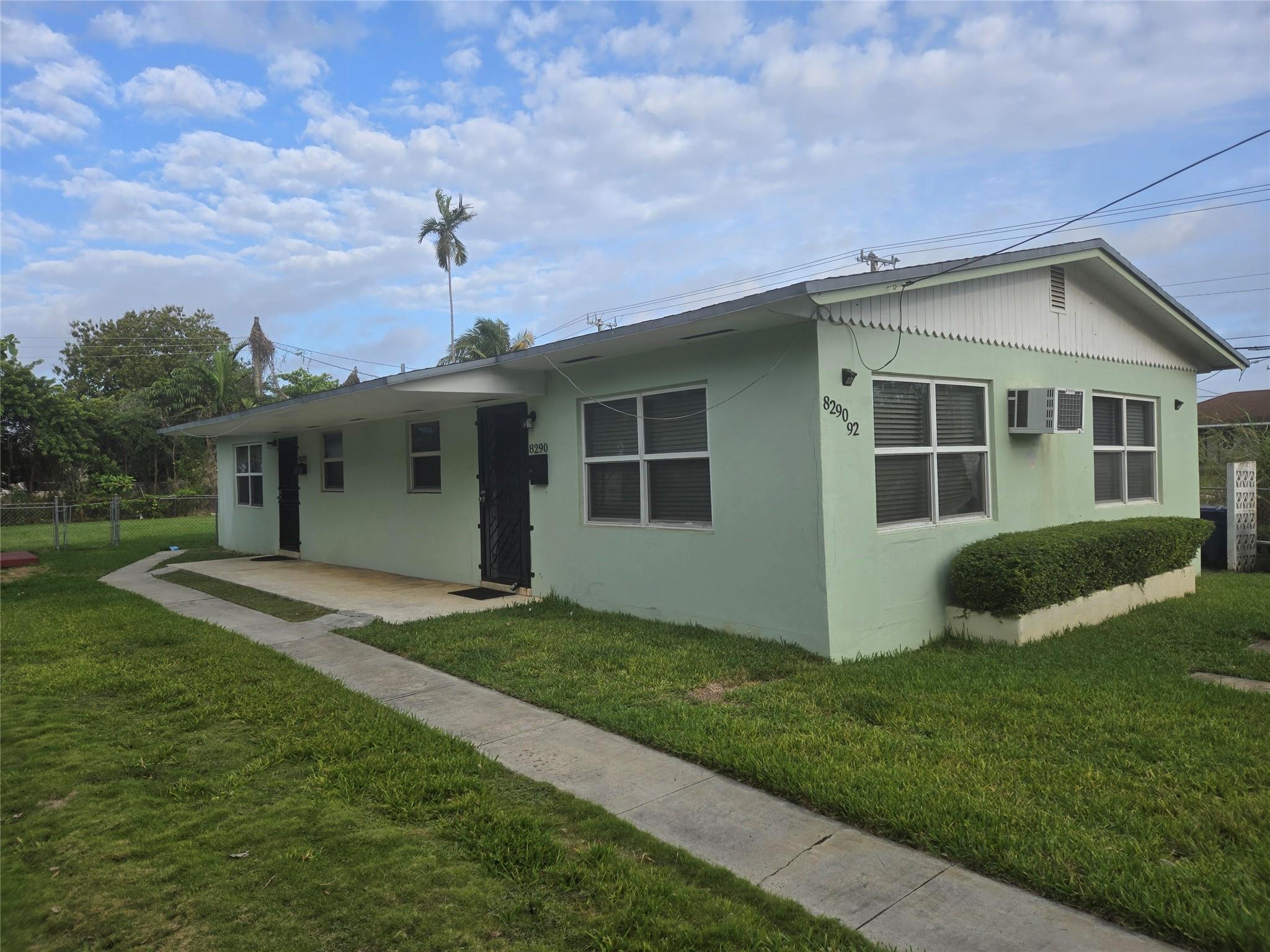 Knock, knock. Opportunity here. Maintained duplex. Centrally located property. 2/2 and 1/1. Easy access to highway, beaches, international airport, Wynwood, Miami design district. Great for a person starting out with their first home or looking for an affordable to live.