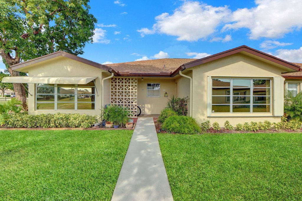 Photo of 14050 Nesting Way #B, Delray Beach, FL 33484 (MLS # R11146118)