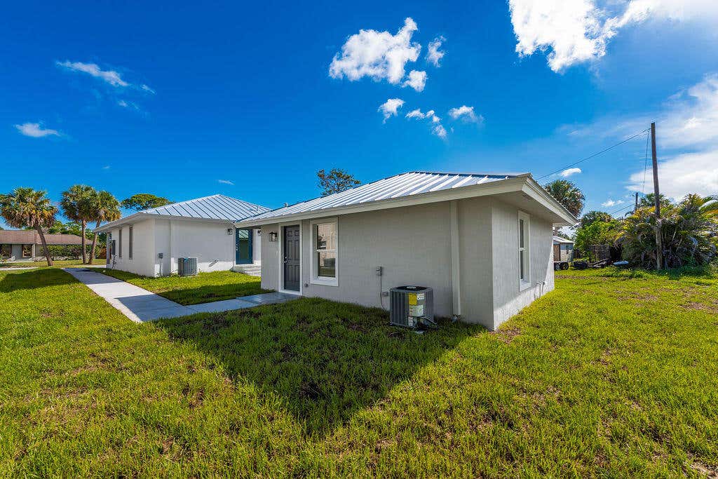 Photo of 3018 SE Iris Street #2, Stuart, FL 34997 (MLS # B26051918)