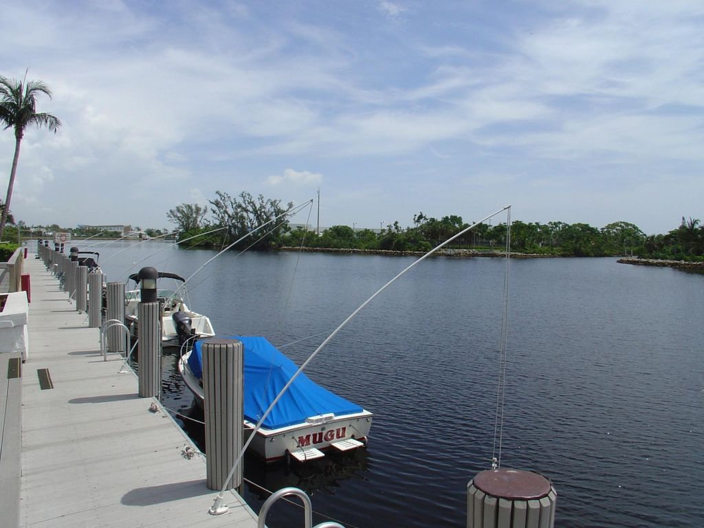 Photo of 1160 N Federal Highway #623, Fort Lauderdale, FL 33304 (MLS # F10509036)