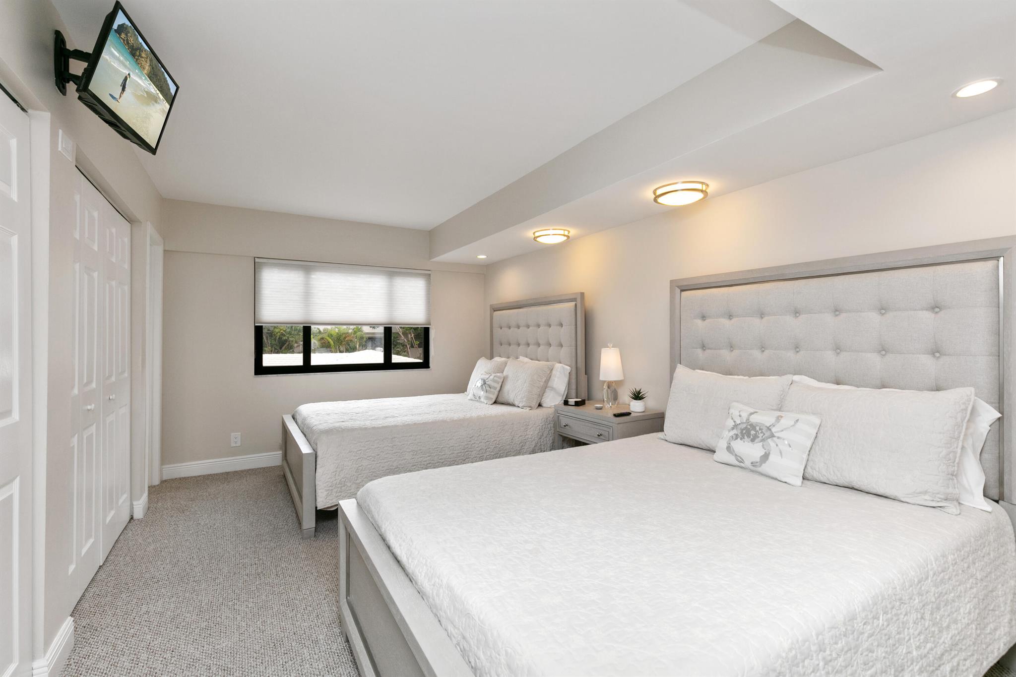 ISLAND POINT CONDO - Residential