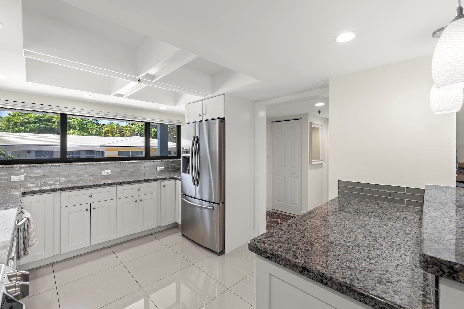 ISLAND POINT CONDO - Residential