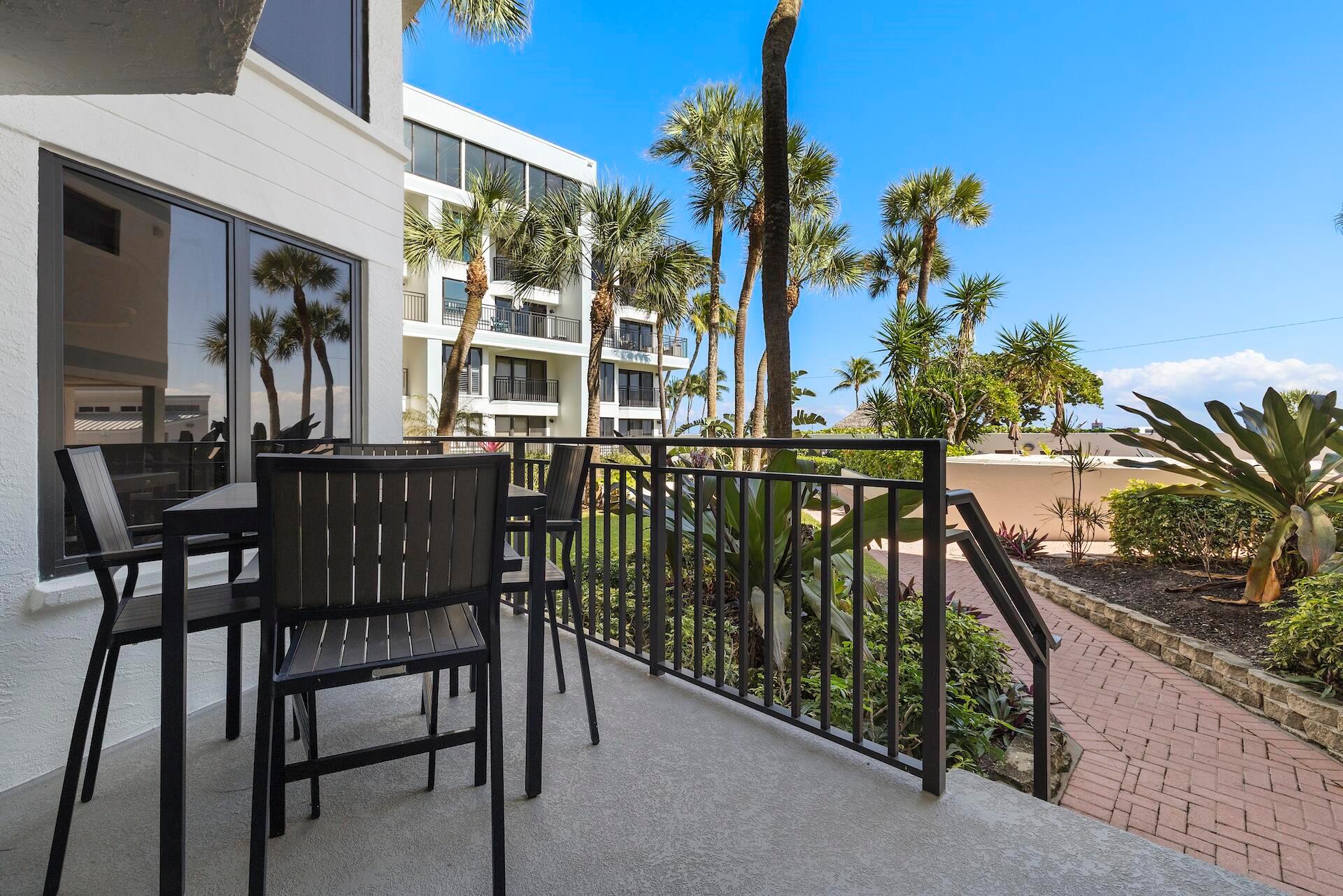 ISLAND POINT CONDO - Residential