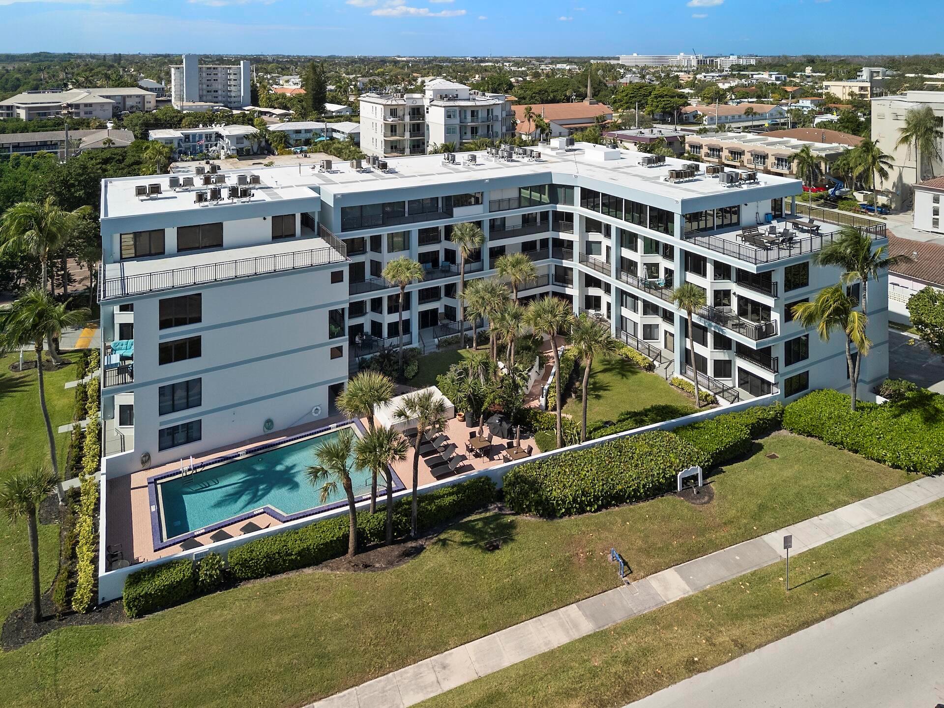 ISLAND POINT CONDO - Residential