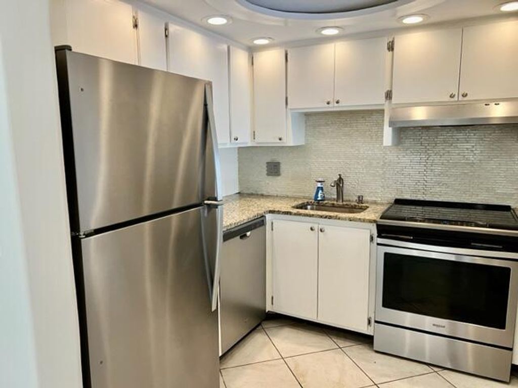 Photo of 342 Southwind Drive #117, North Palm Beach, FL 33408 (MLS # R10892790)
