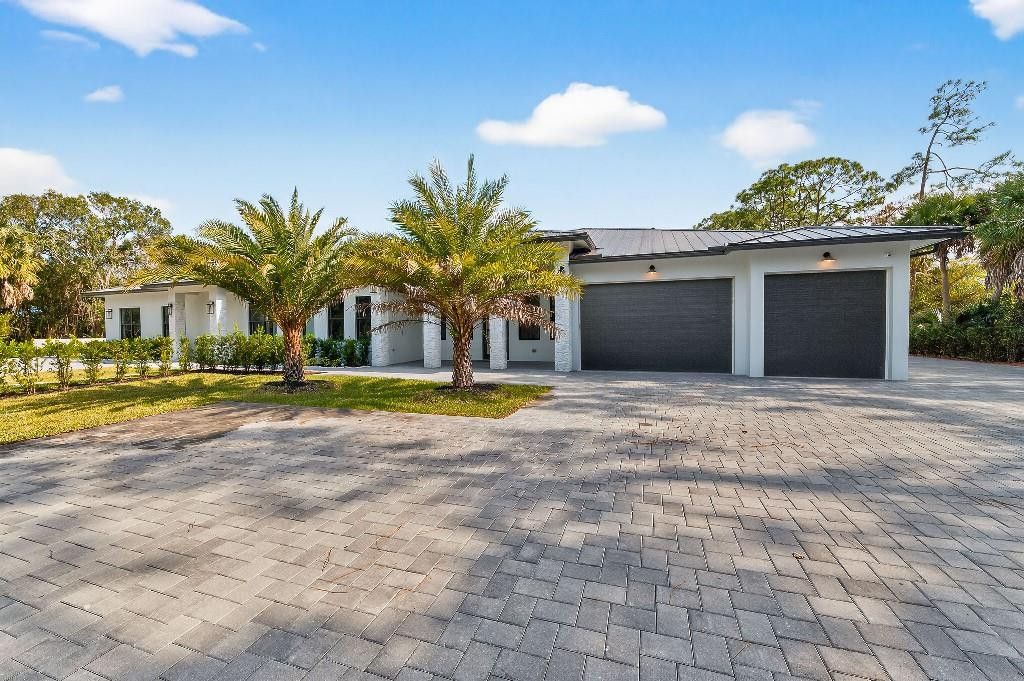 Photo of 15520 Jupiter Farms Road, Jupiter, FL 33478 (MLS # F10541230)