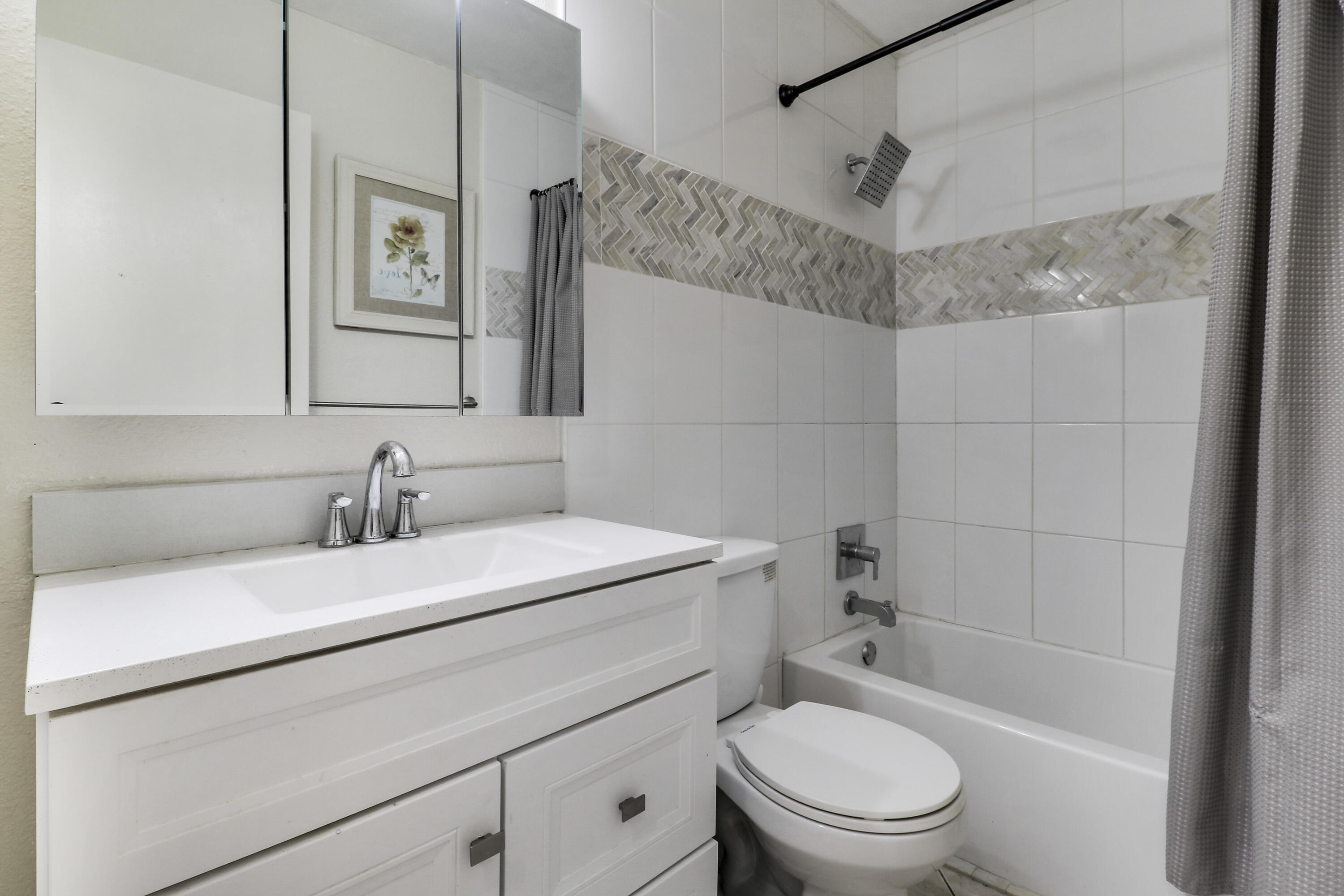 CHATELAINE - Residential
