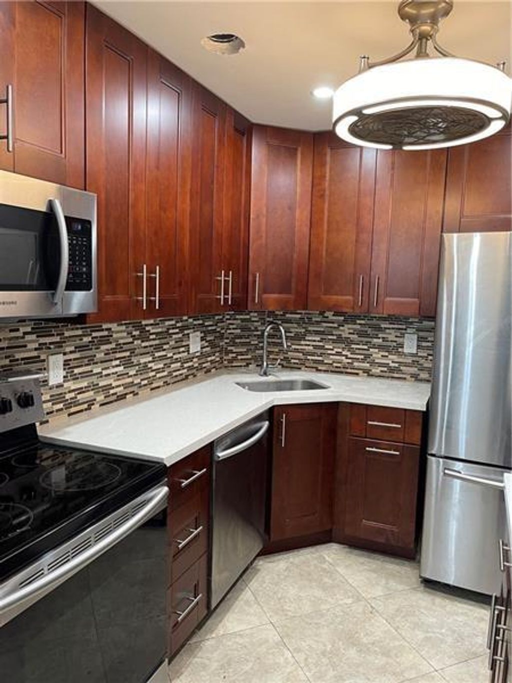 Photo of 3115 Oakland Shores Dr #E201, Oakland Park, FL 33309 (MLS # F10517019)