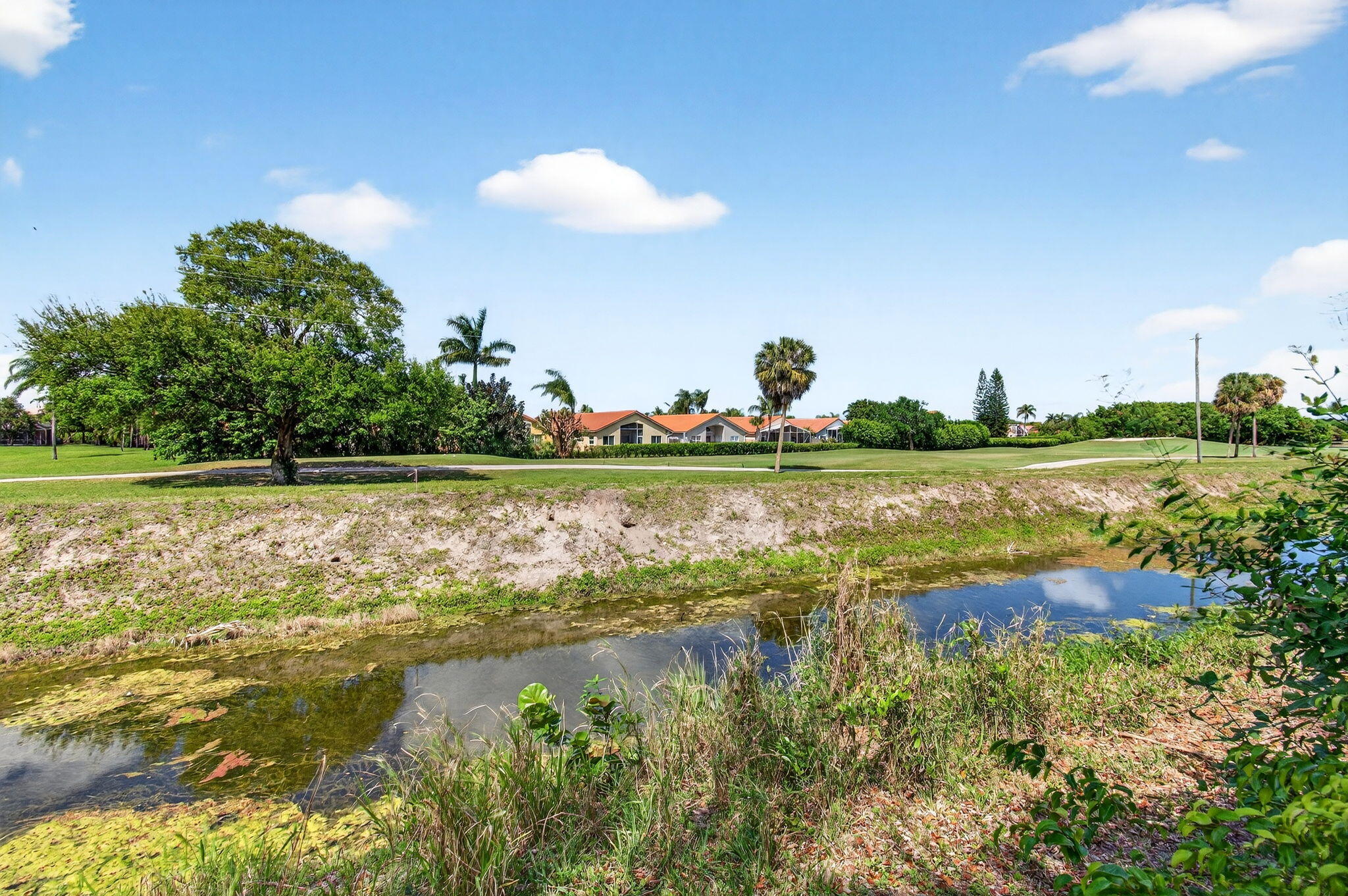 CRYSTAL POINTE II CONDO - Residential