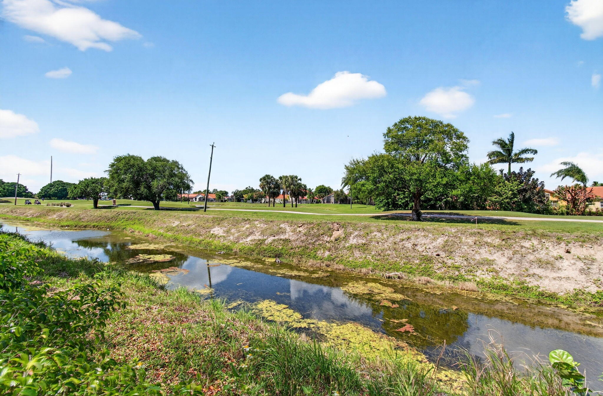CRYSTAL POINTE II CONDO - Residential