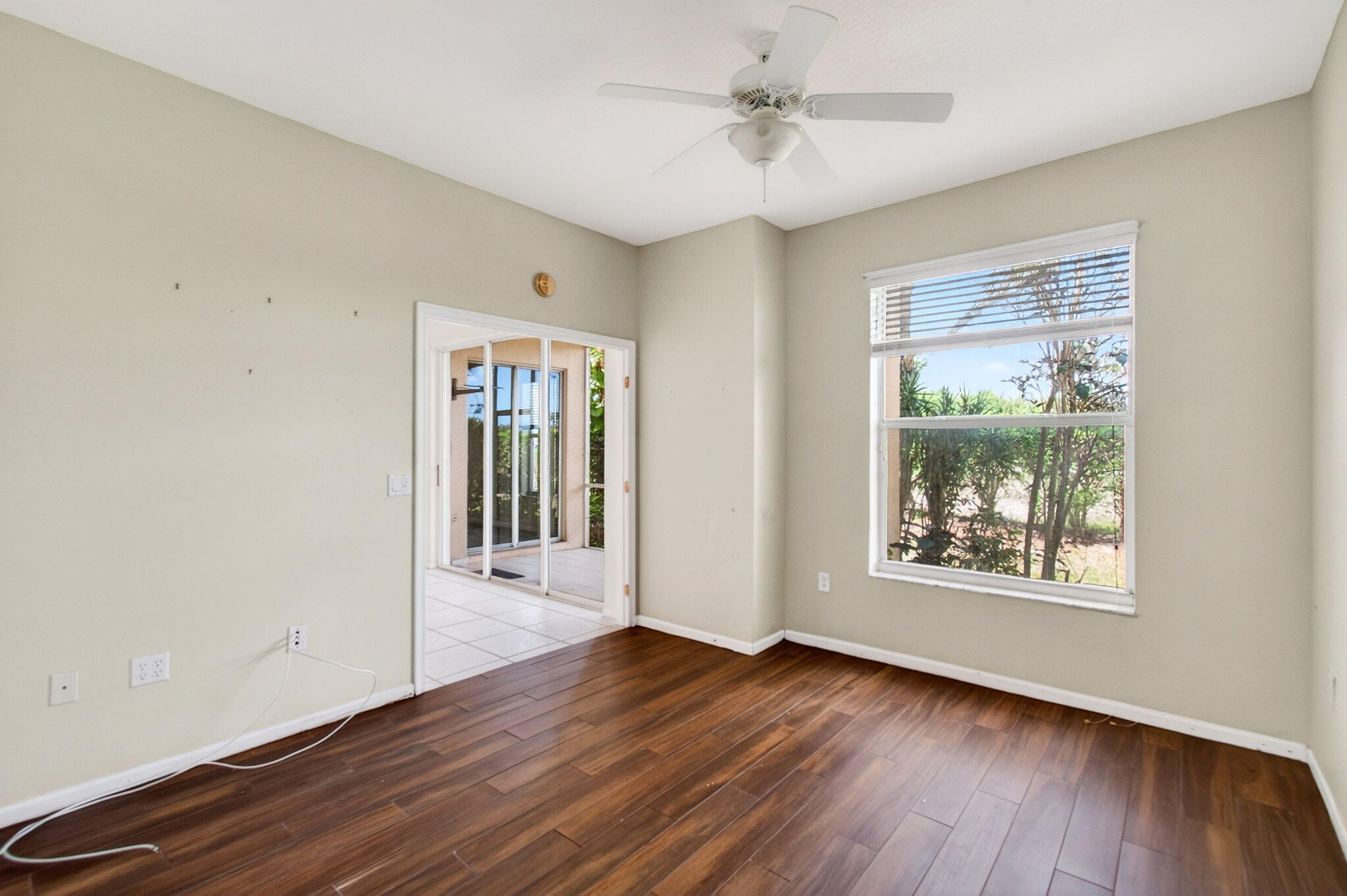 CRYSTAL POINTE II CONDO - Residential