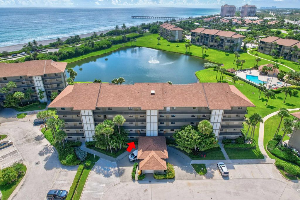 Photo of 201 S Seas Drive #102, Jupiter, FL 33477 (MLS # R10882363)