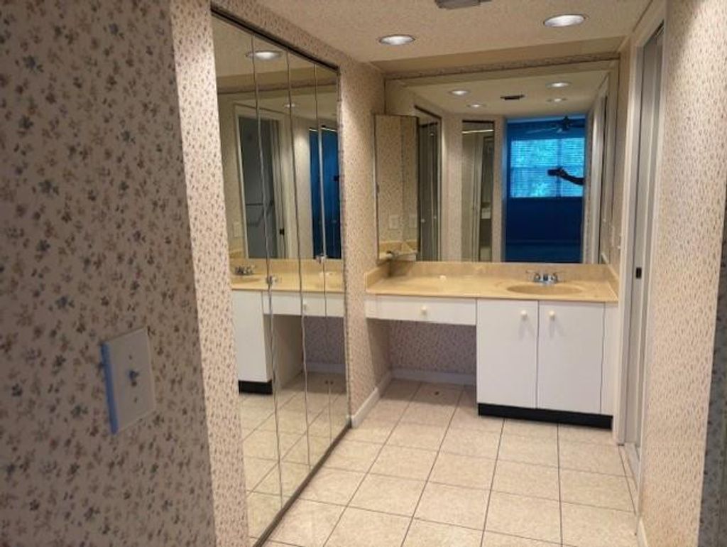 Photo of 1606 Abaco Drive #j2, Coconut Creek, FL 33066 (MLS # F10535583)