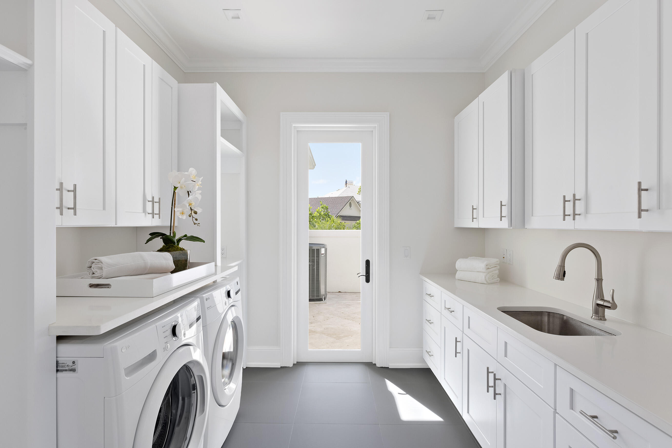 THE MOORINGS UNIT 3 - Residential