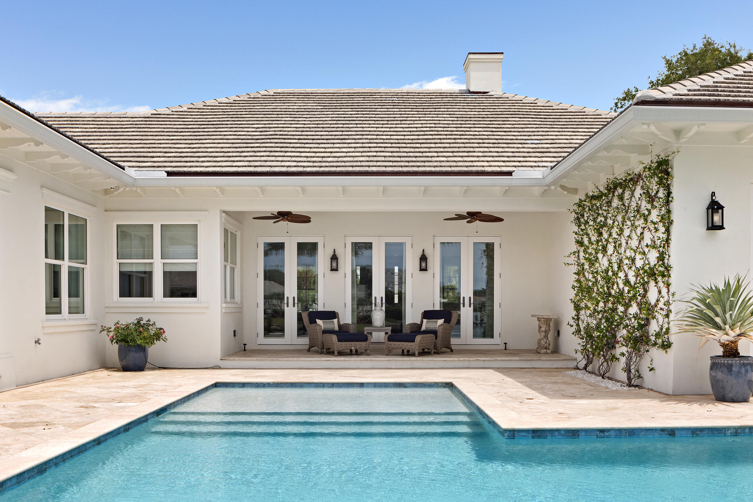 THE MOORINGS UNIT 3 - Residential