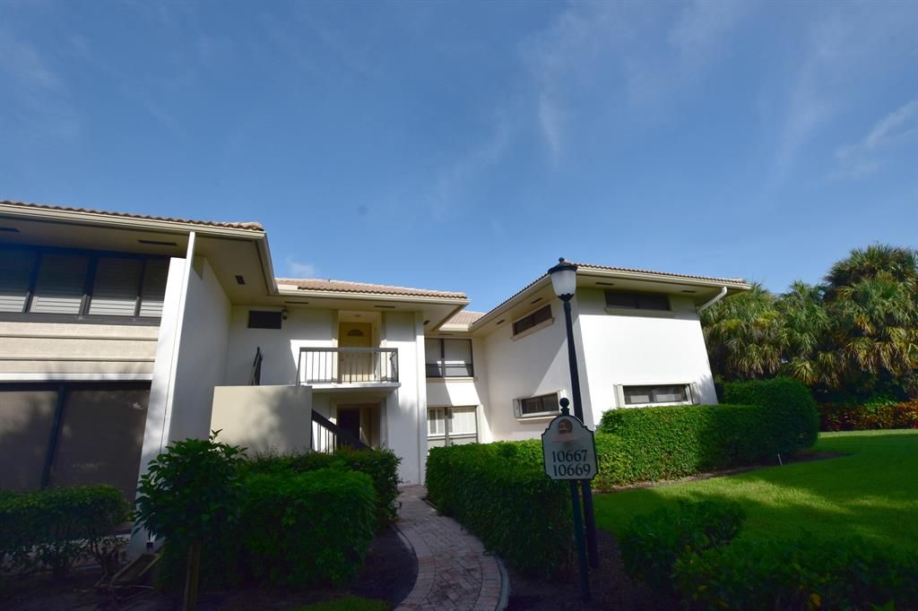 Photo of 10669 Quail Covey Road #Azalea, Boynton Beach, FL 33436 (MLS # R10733128)