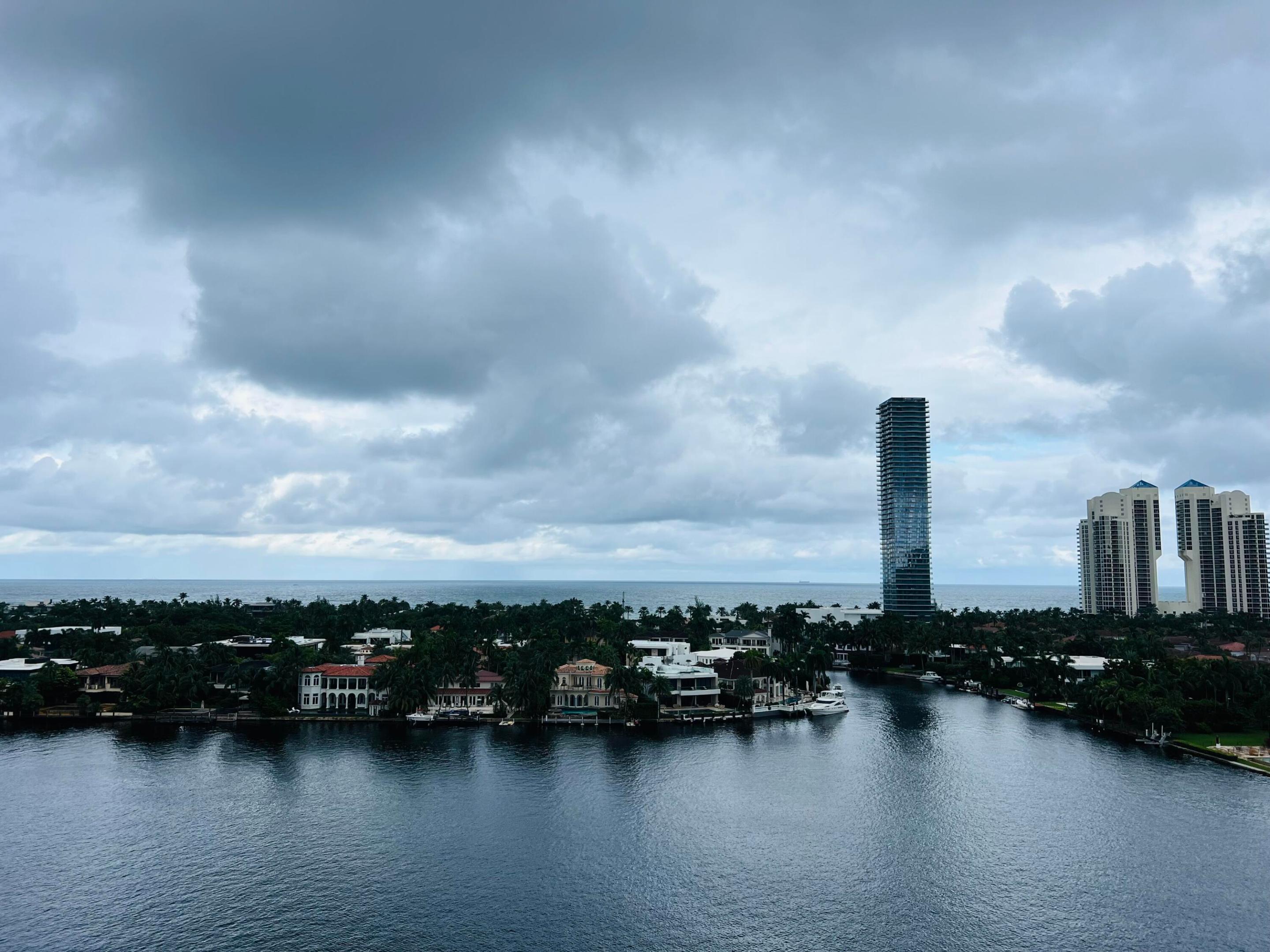 TURNBERRY ISLE CONDO - Residential Lease
