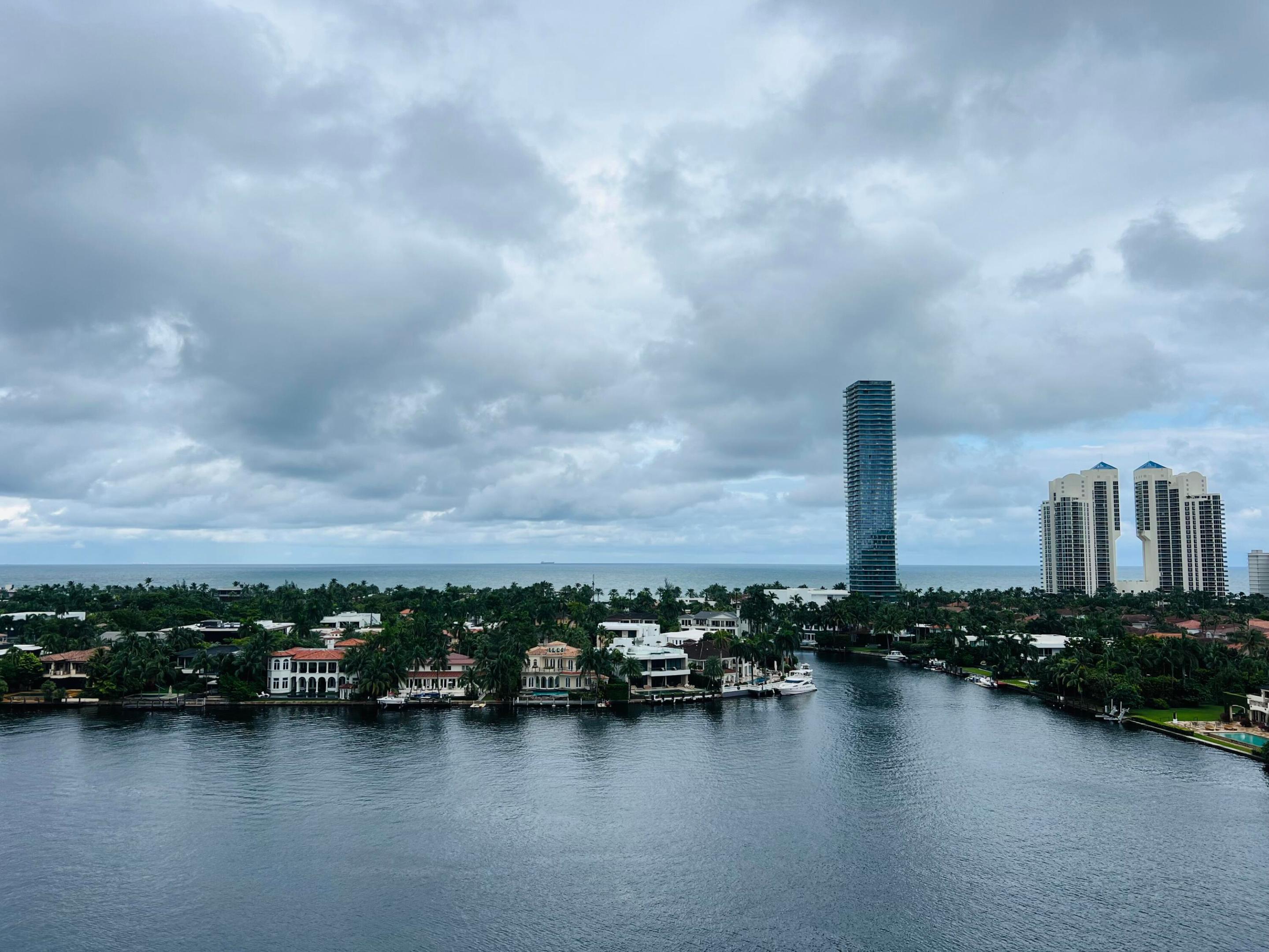TURNBERRY ISLE CONDO - Residential Lease