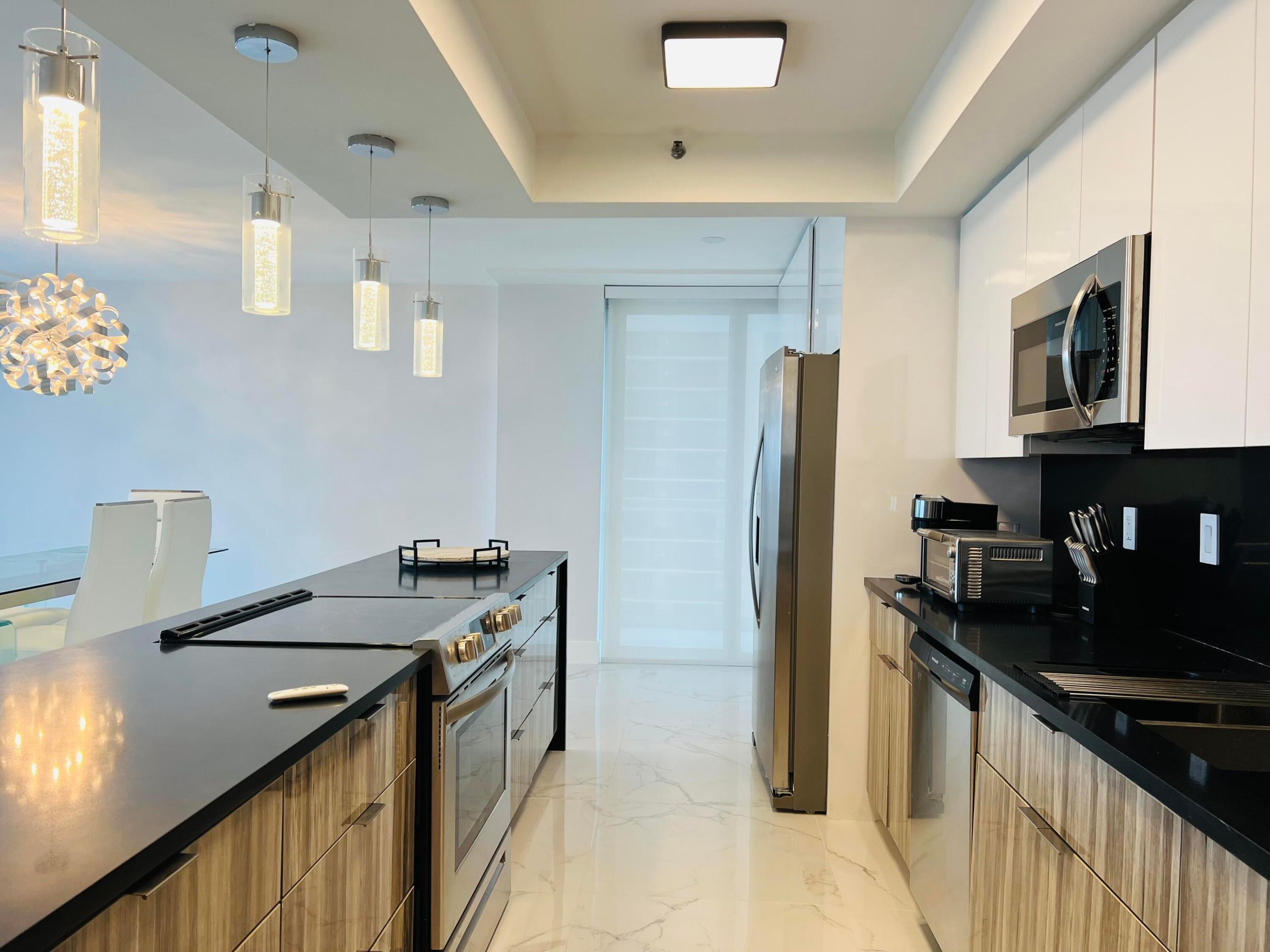 TURNBERRY ISLE CONDO - Residential Lease
